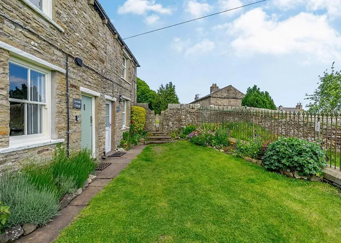 Lavender Semesterbostad *